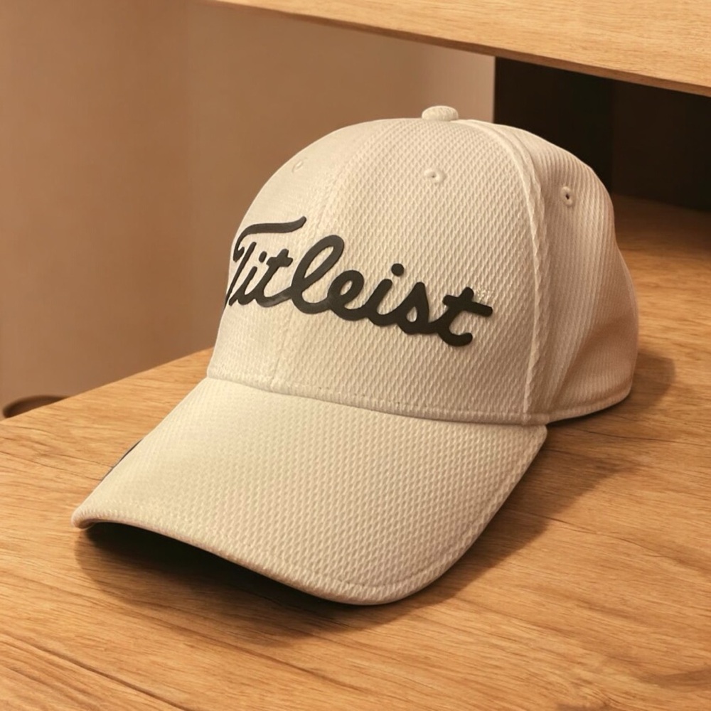 Titleist Front & Back Logo Embroidered Adjustable Strap Cap! - Picture 3 of 8